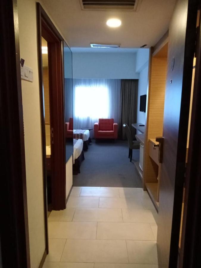 Grand Barakah Hotel Ampang  Kültér fotó