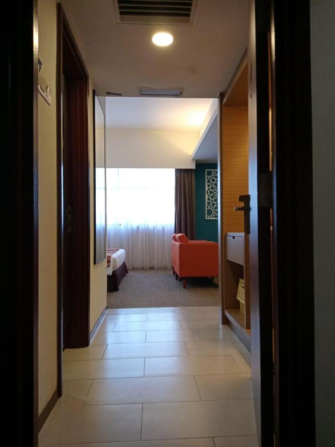 Grand Barakah Hotel Ampang  Kültér fotó